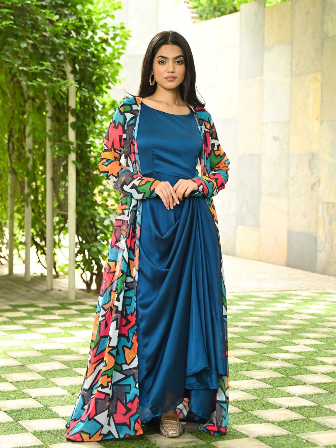 Vinya Round Neck Maxi Dress With Jacket