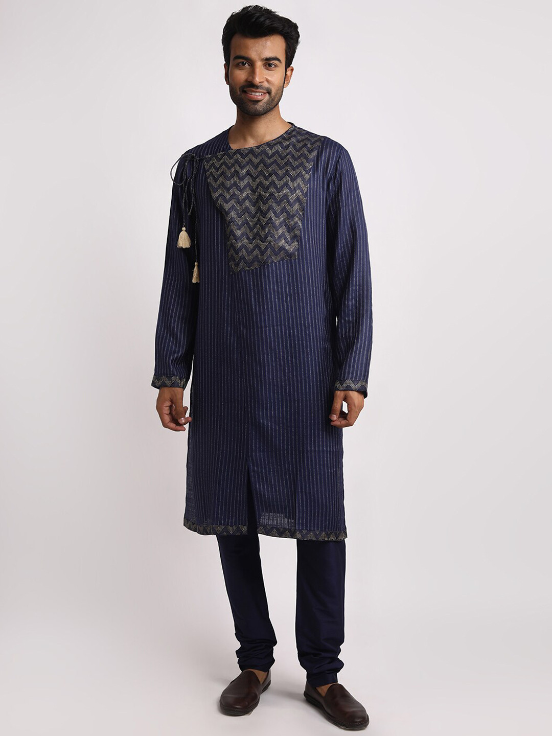 Streaks & Crosses Striped Angrakha Kurta with Pyjama