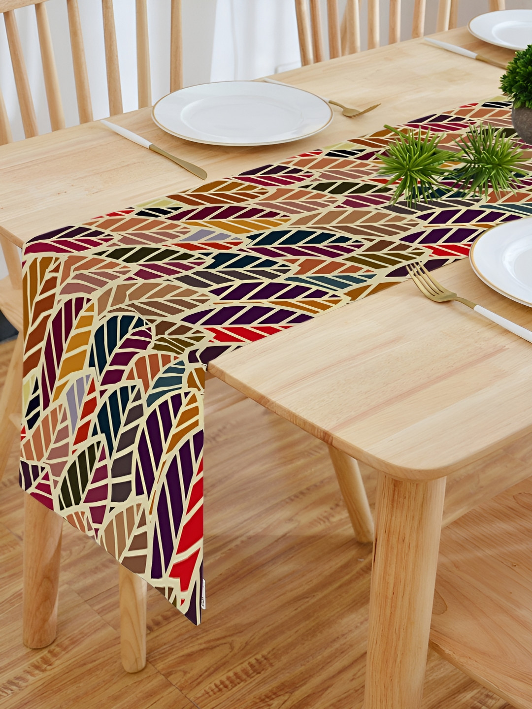 HOMADORN Blue & Red Geometric 6-Seater Table Cover