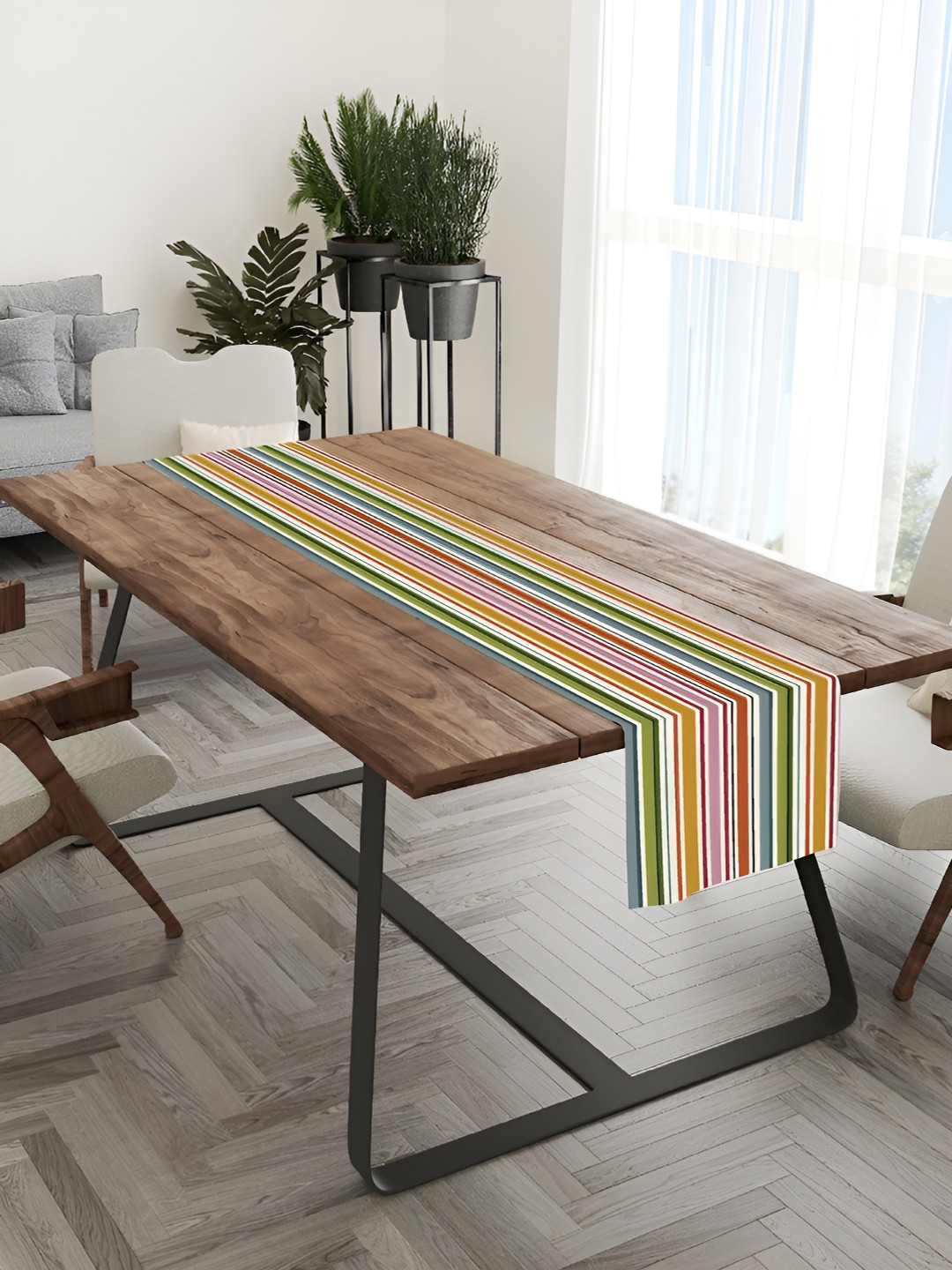 HOMADORN White & Green Striped Table Runner