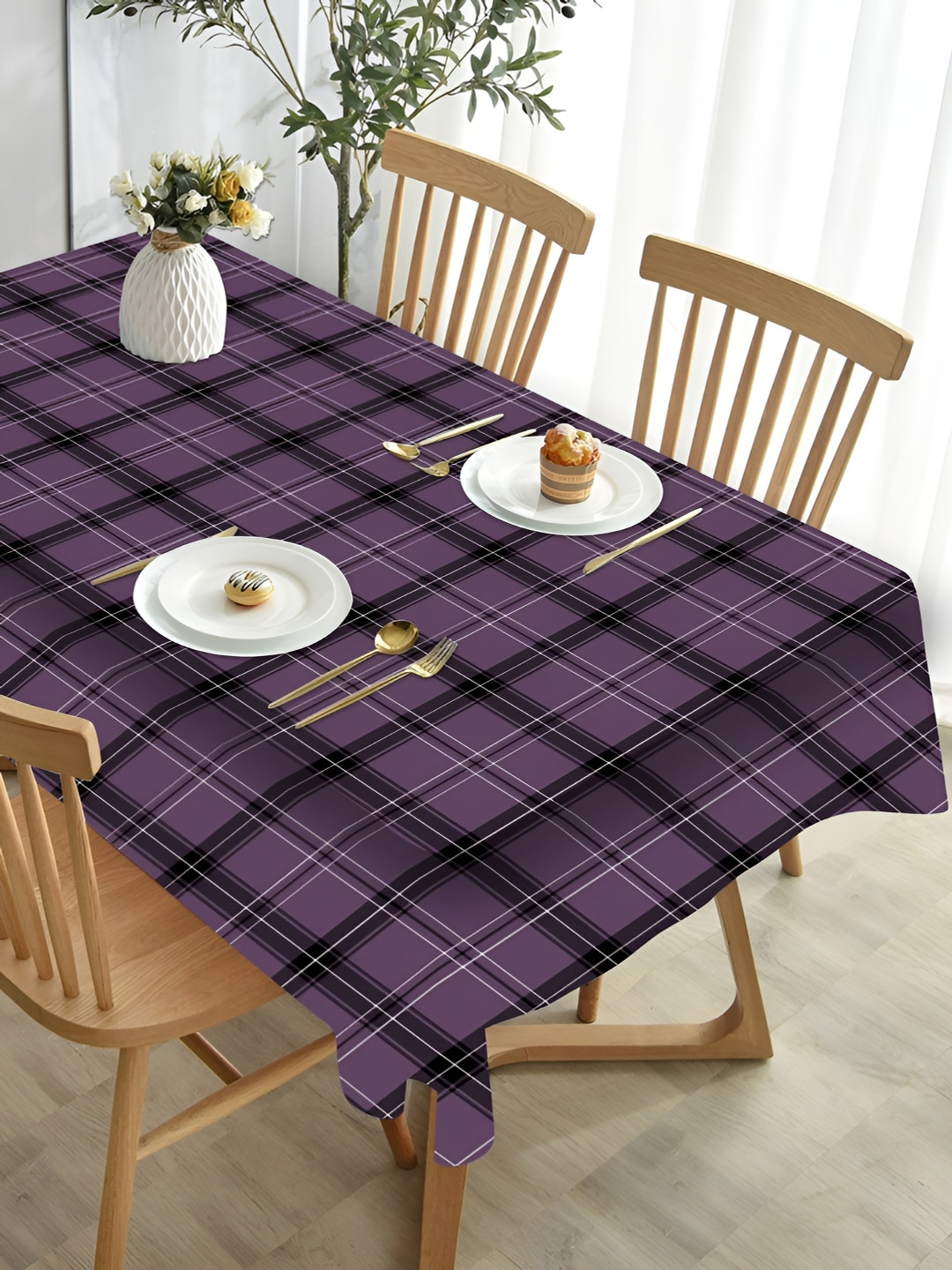 HOMADORN Purple & Black Checked 6-Seater Table Cover