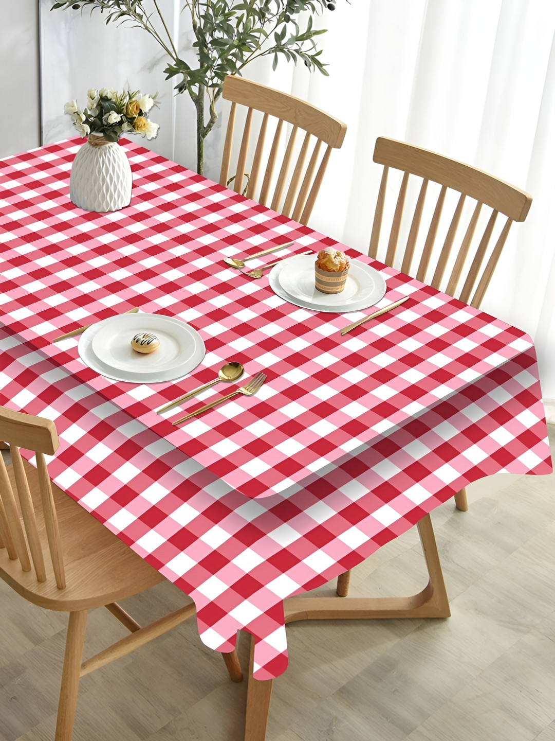HOMADORN Pink & White Checked Printed 4 Seater Table Cover