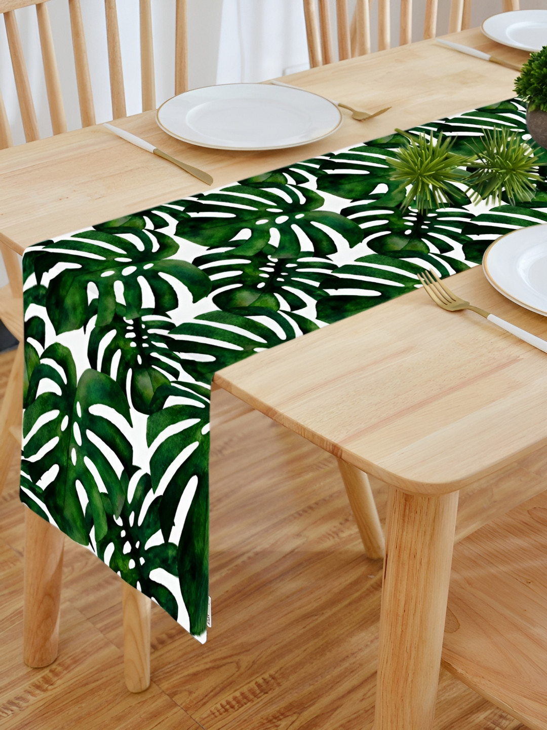 HOMADORN Green Ethnic Motifs Double Layered 4 Seater Table Runner