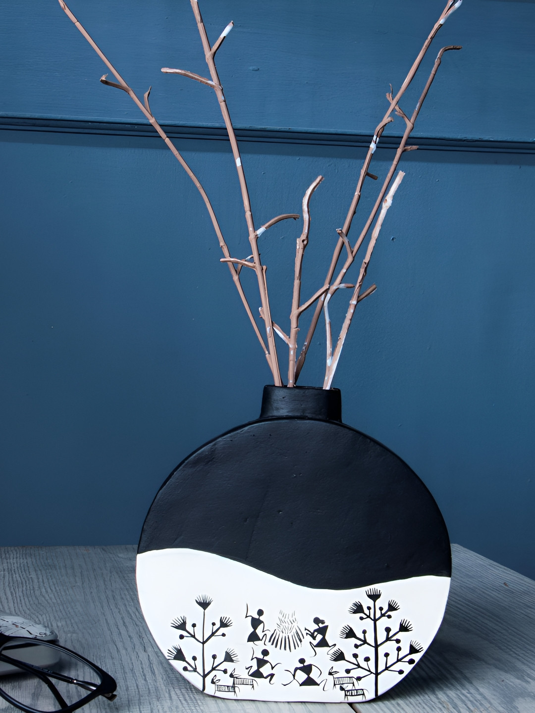 ARTYSTA BEAUTIFYING LIVES Black & White 2 Pieces Warli Hand-Painted Flower Vases