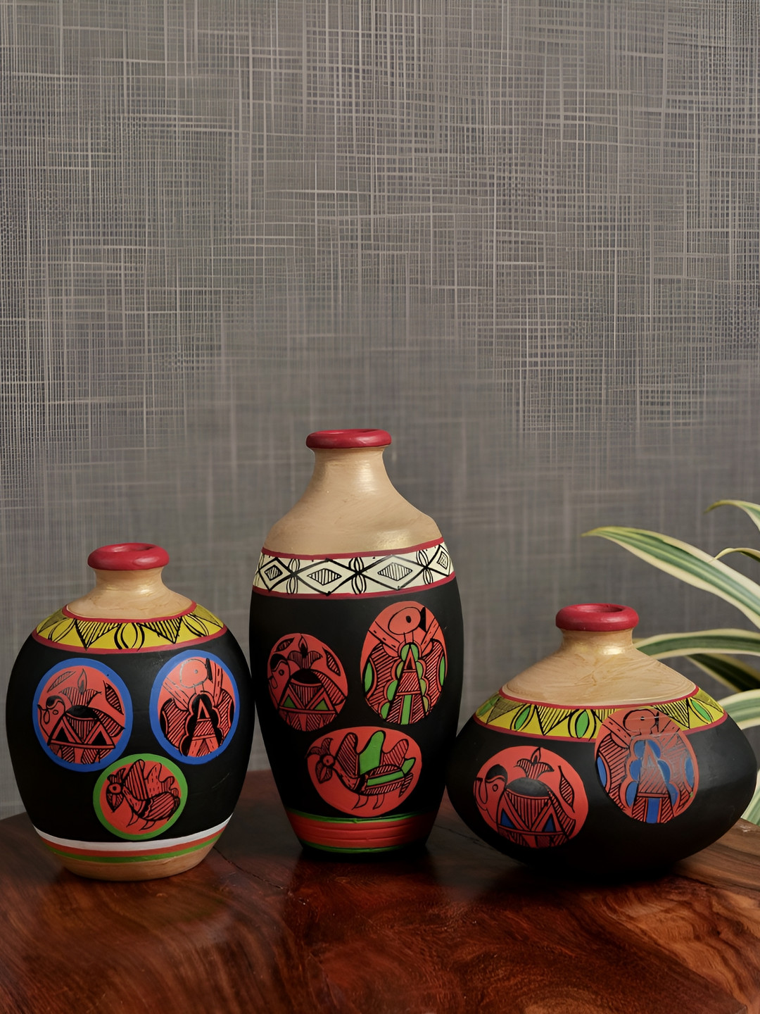 ARTYSTA BEAUTIFYING LIVES Black & Orange- Coloured 3 Pieces Madhubani-Jungle Flower Vases