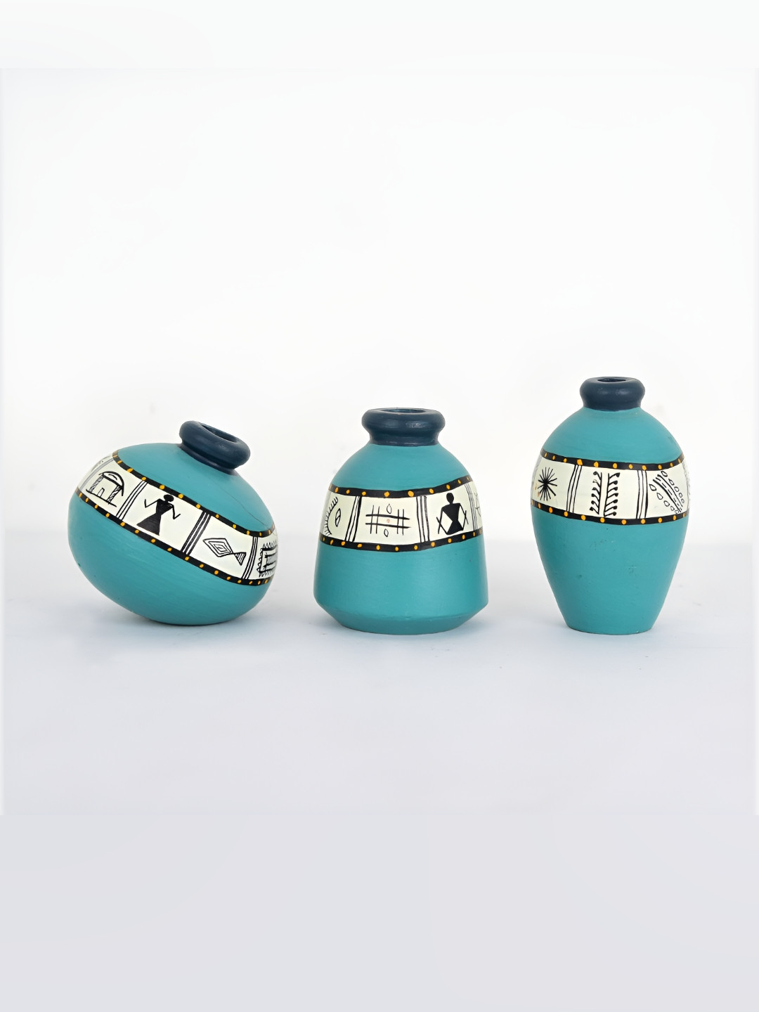 ARTYSTA BEAUTIFYING LIVES Blue & Black Printed Teracotta Vases