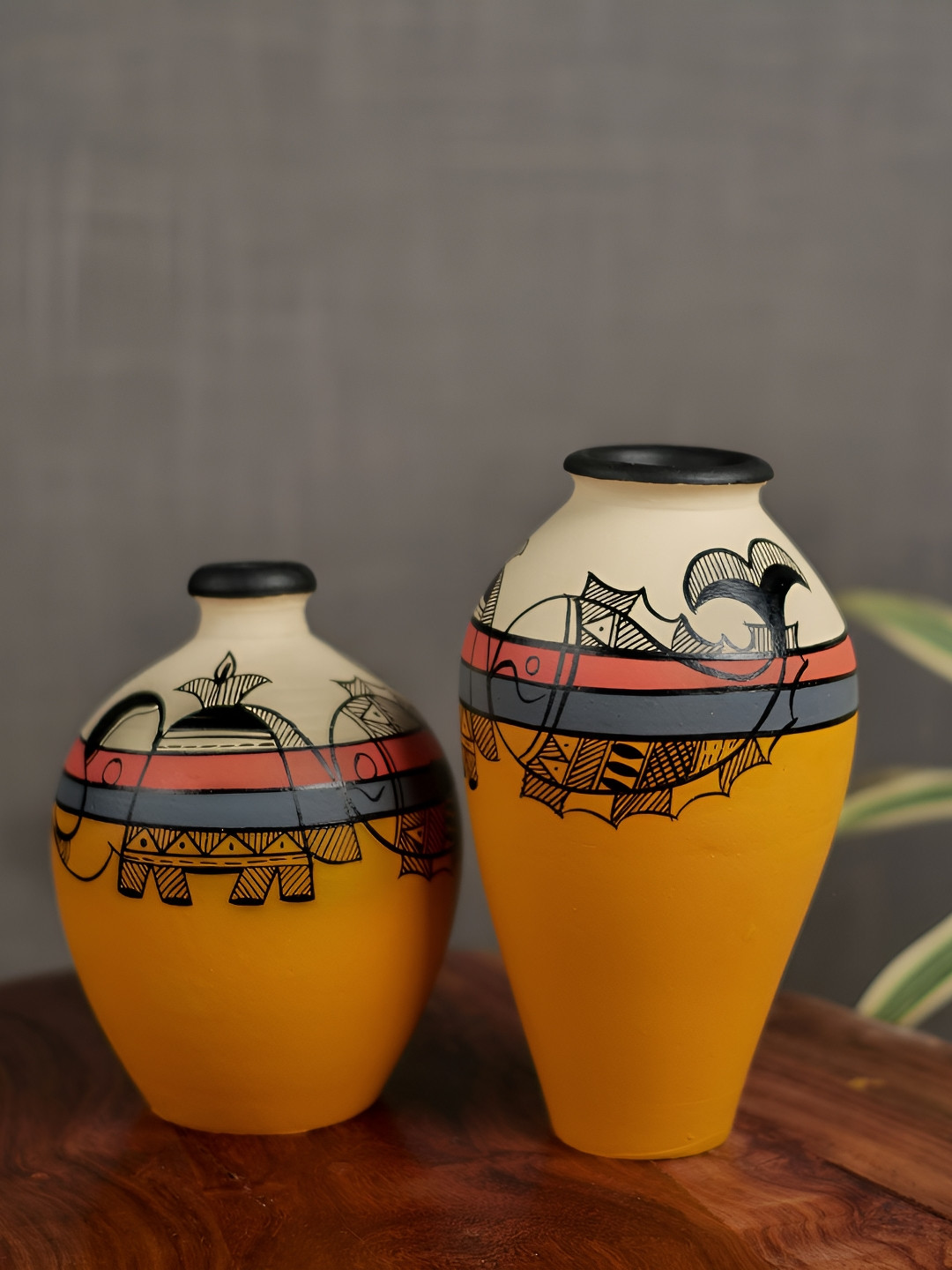 ARTYSTA BEAUTIFYING LIVES Mustard Yellow & Black Printed Teracotta Flower Vases