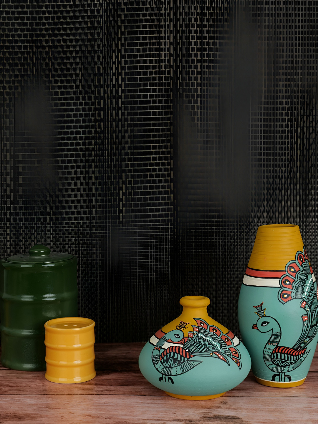 ARTYSTA BEAUTIFYING LIVES Green & Yellow 2 Pieces Printed Teracotta Flower Vases