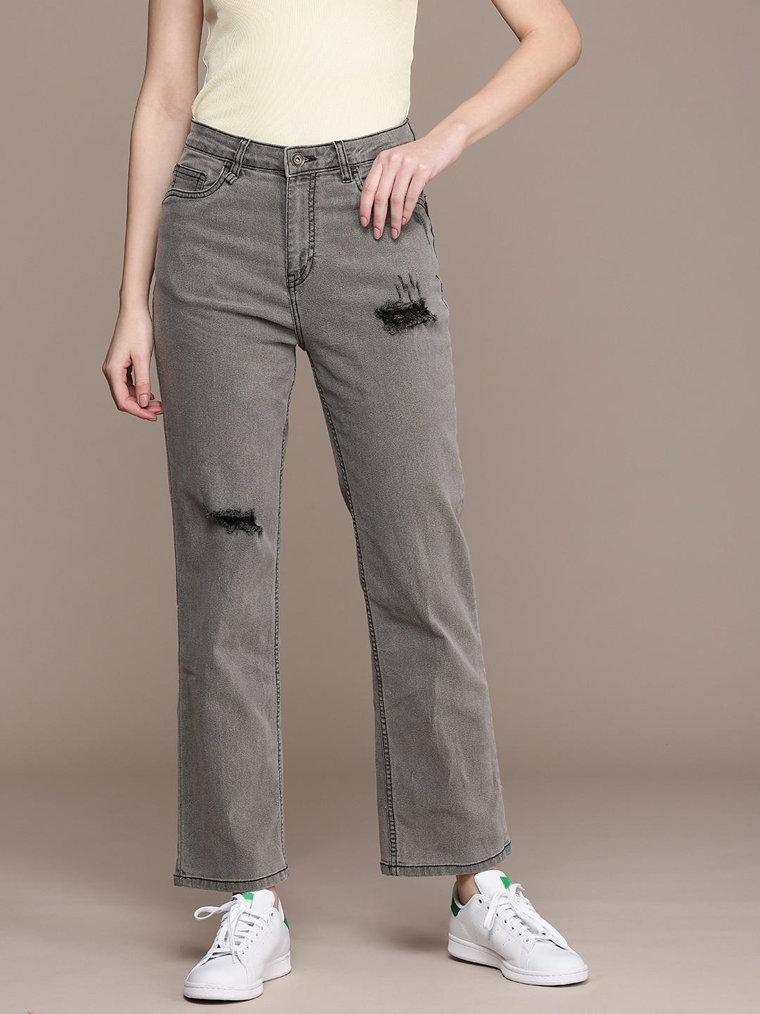 The Roadster Life Co. Women Straight Fit Mildly Distressed Stretchable Jeans