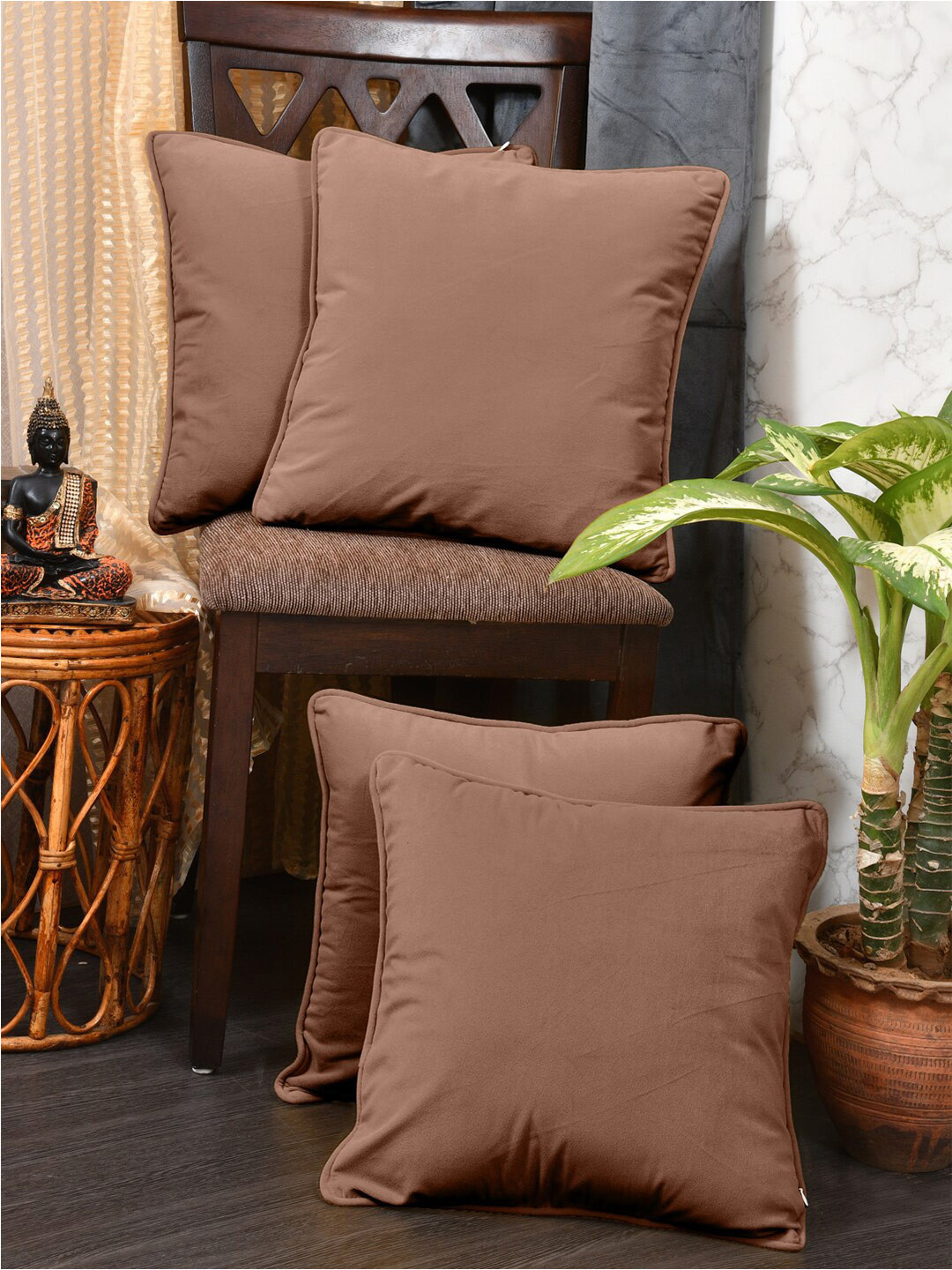 Clasiko Caramel Brown 4 Pieces Velvet Square Cushion Covers