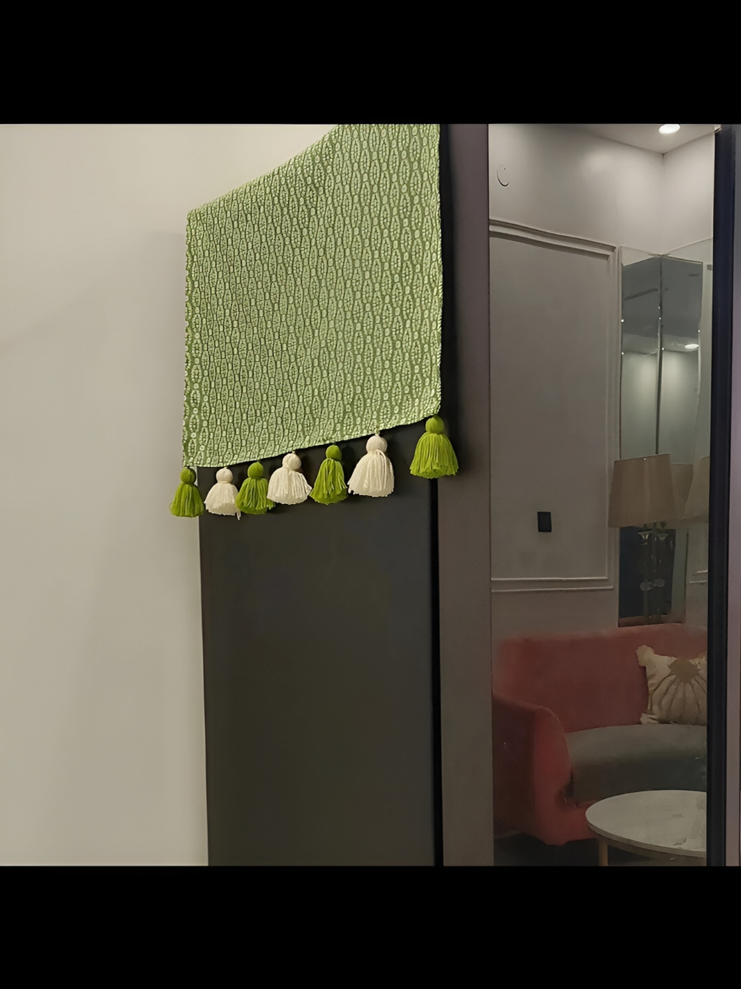 THROWPILLOW Green & White Floral Printed With Tasselled Border Fridge Cover