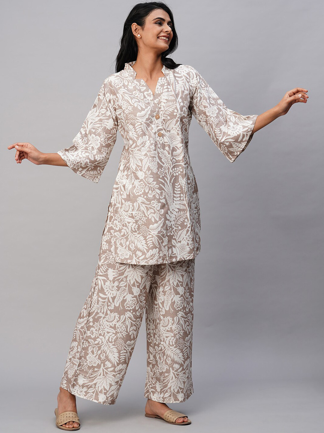 RATAN Floral Printed Mandarin Collar Tunic & Palazzos