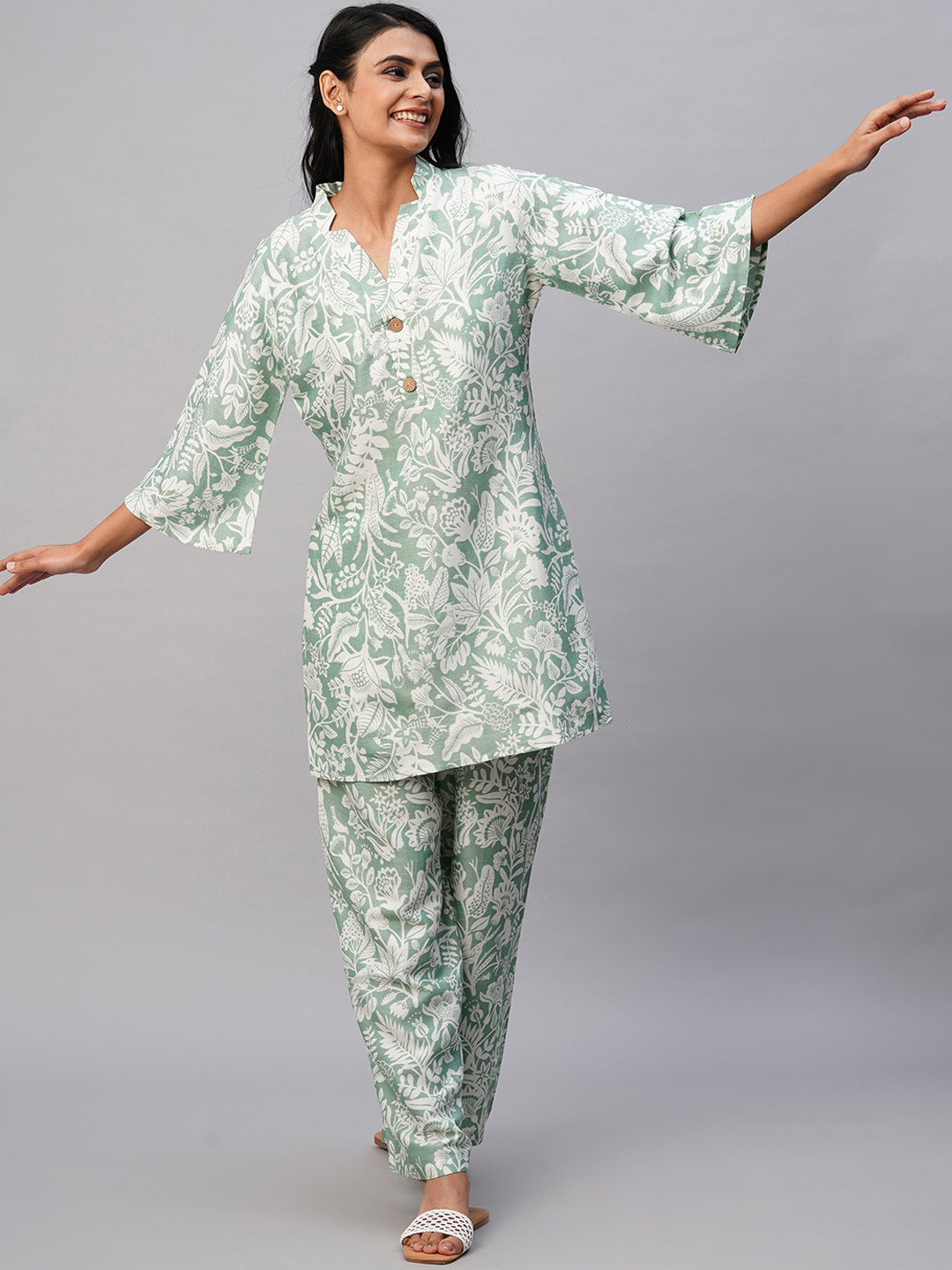 RATAN Women Mandarin Collar Floral Print Tunic With Palazzos