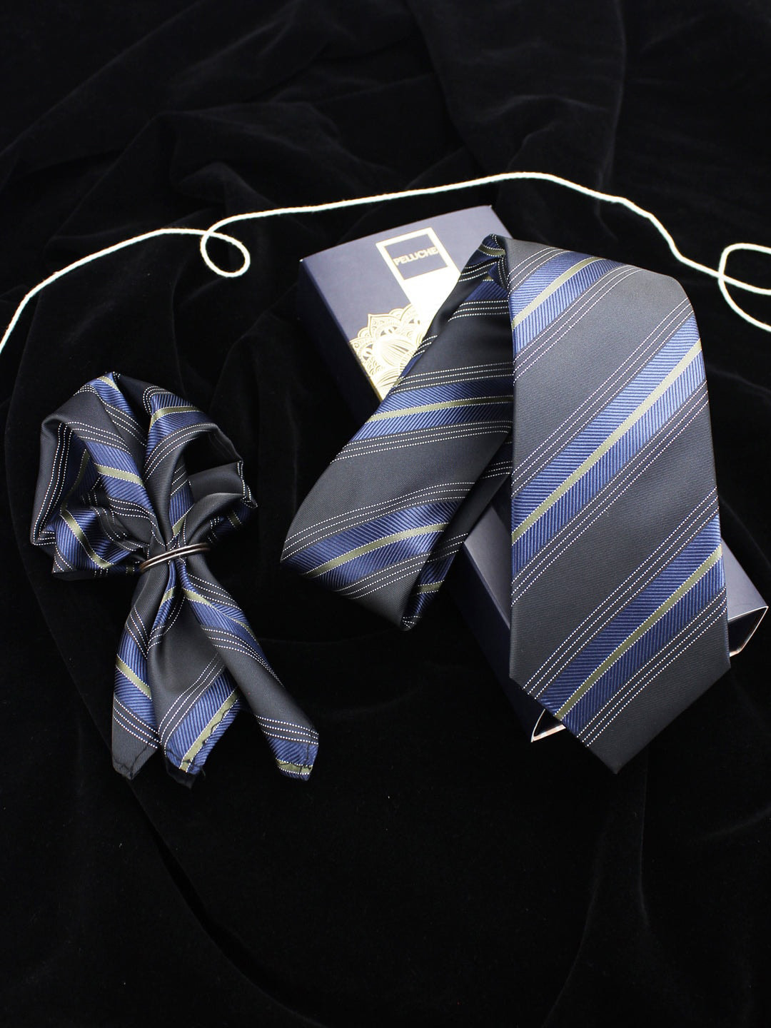 Peluche Men Neck Tie & Pocket Square Set