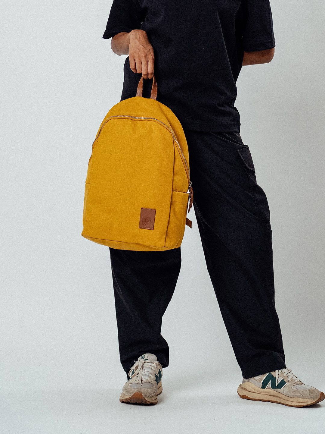 DailyObjects Unisex Pedal Daypack Backpack With Compression Straps Up to 14 inch