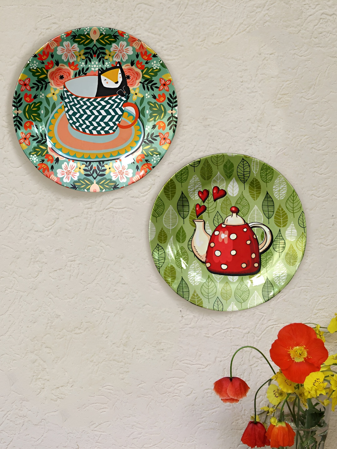 JIKRAA Ceramic Floral Glossy Hanging Hall 2Pcs Wall Plates-7.9In