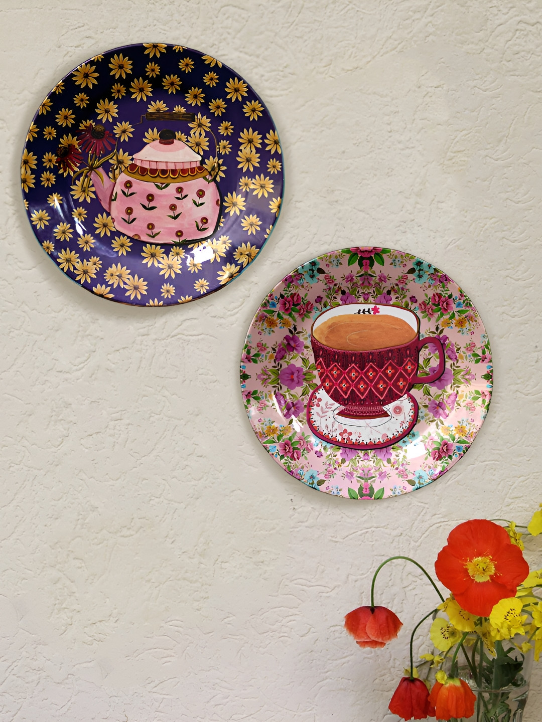 JIKRAA Ceramic Floral Glossy Hanging Hall 2Pcs Wall Plates-7.9In