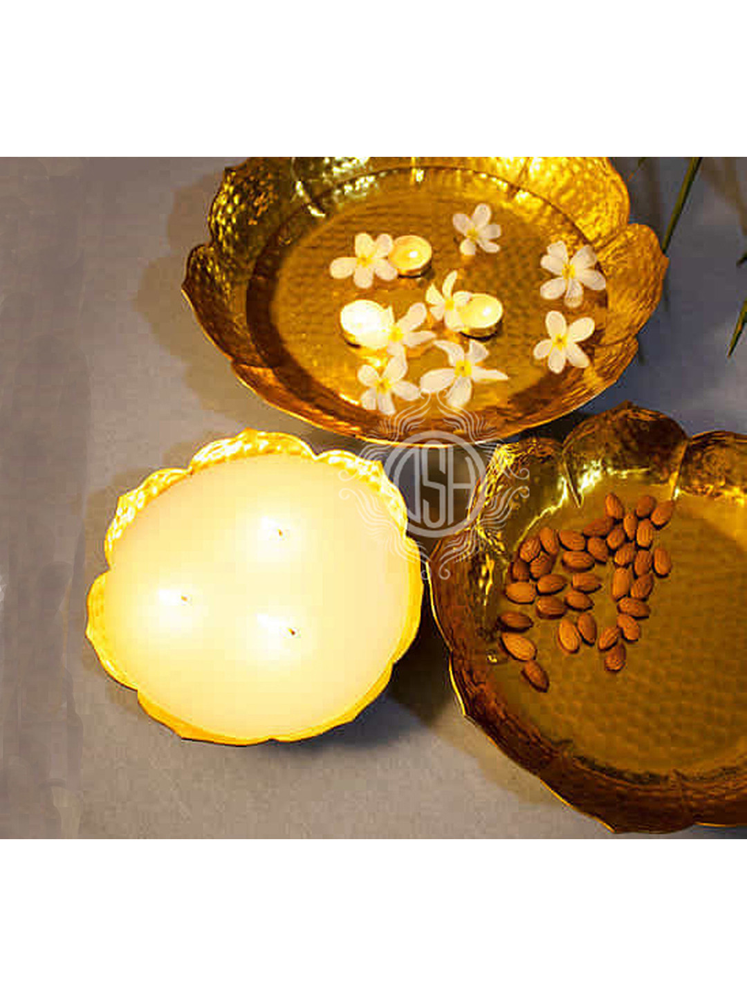 DSH Crafting Your Curiosity Gold Toned 3 Pieces Textured Floral Shaped Decorative Bowls