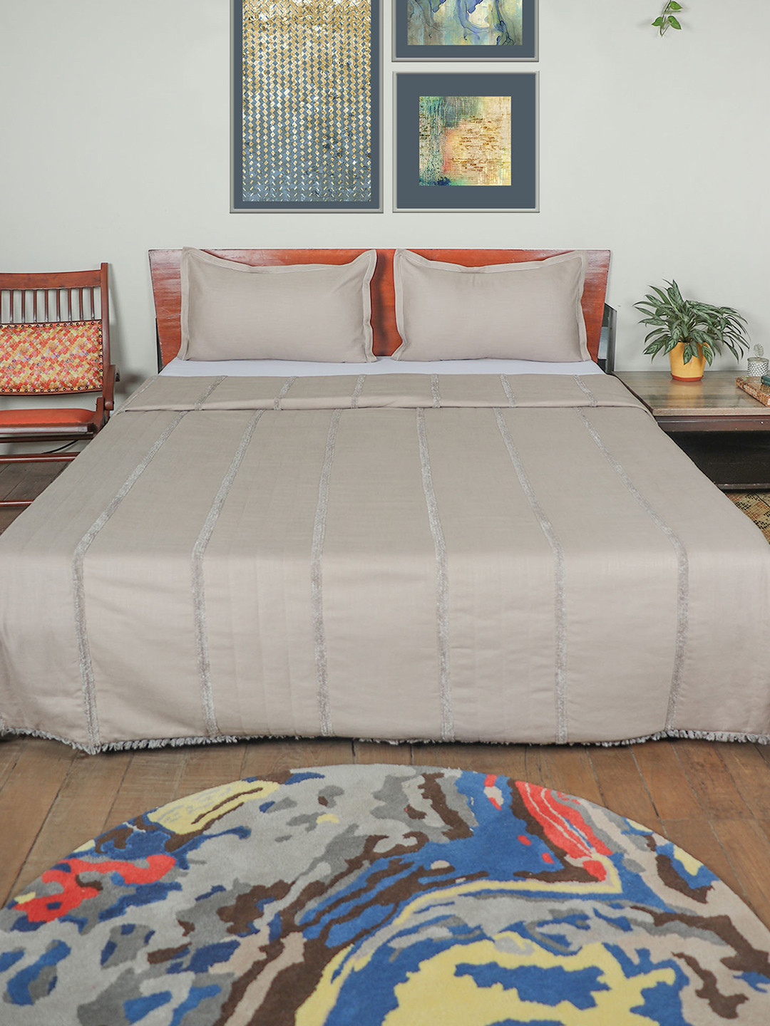 ZEBA Beige 3 Pieces Striped AC Room 500 GSM Double Bed Quilt & 2 Pillow Covers