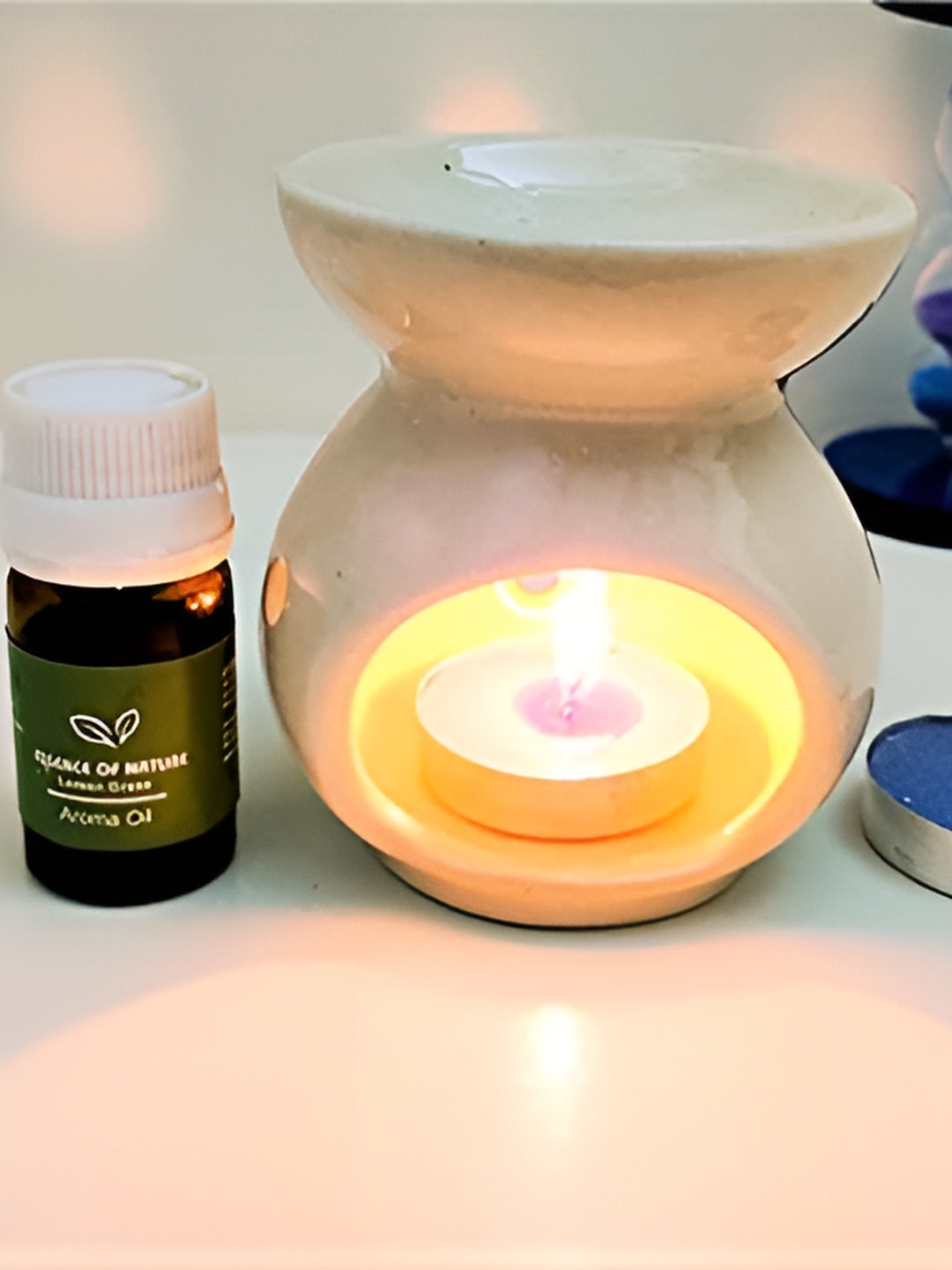 Shree Murti Off White Ceramic Aroma Oil Diffuser