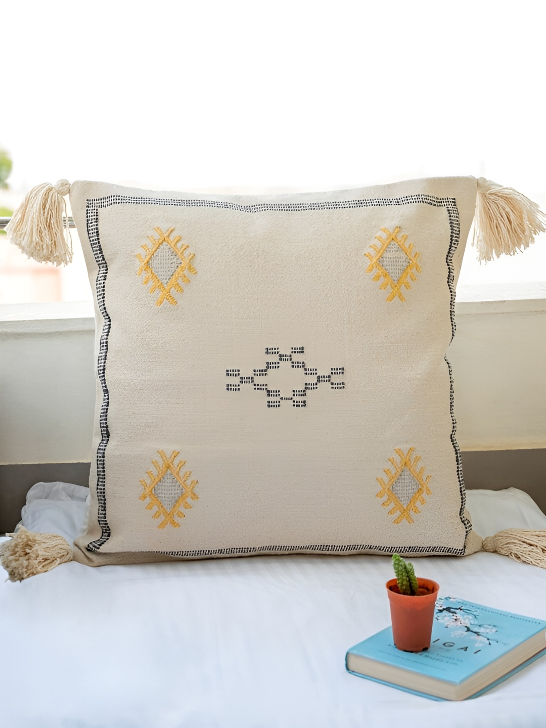 ABSTRACT INDIA White Black Weaving Geometric Cotton Square Cushion Cover