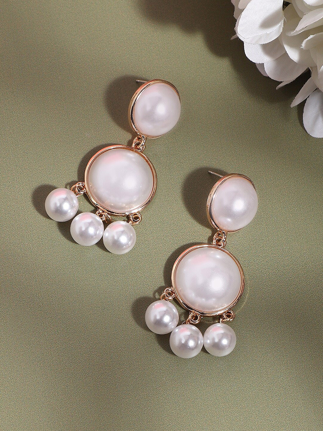 DressBerry Gold-Toned & Off White Circular Drop Earrings