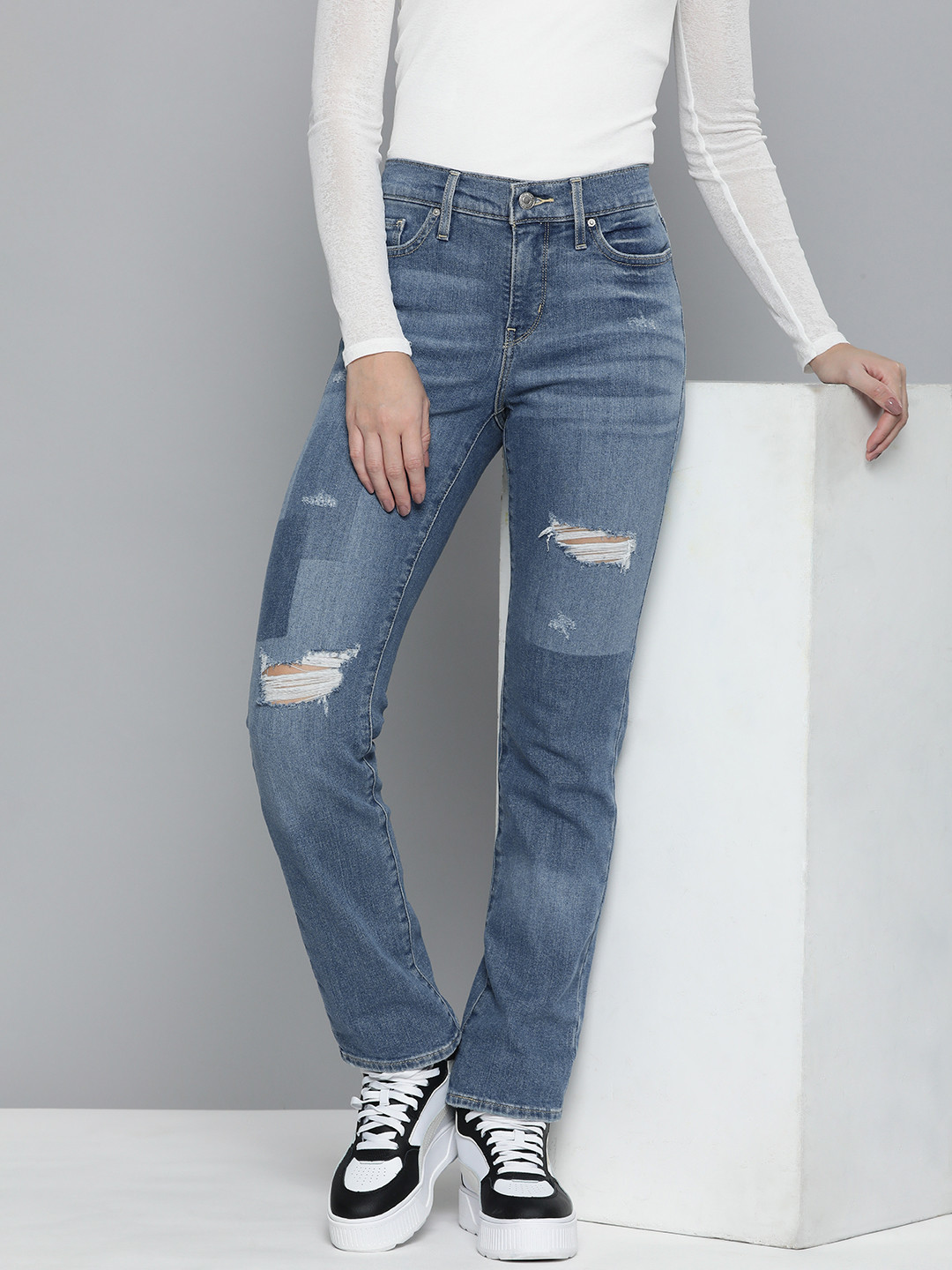 Levis Women 312 Shaping Slim Fit  Highly Distressed Light Fade Stretchable Jeans