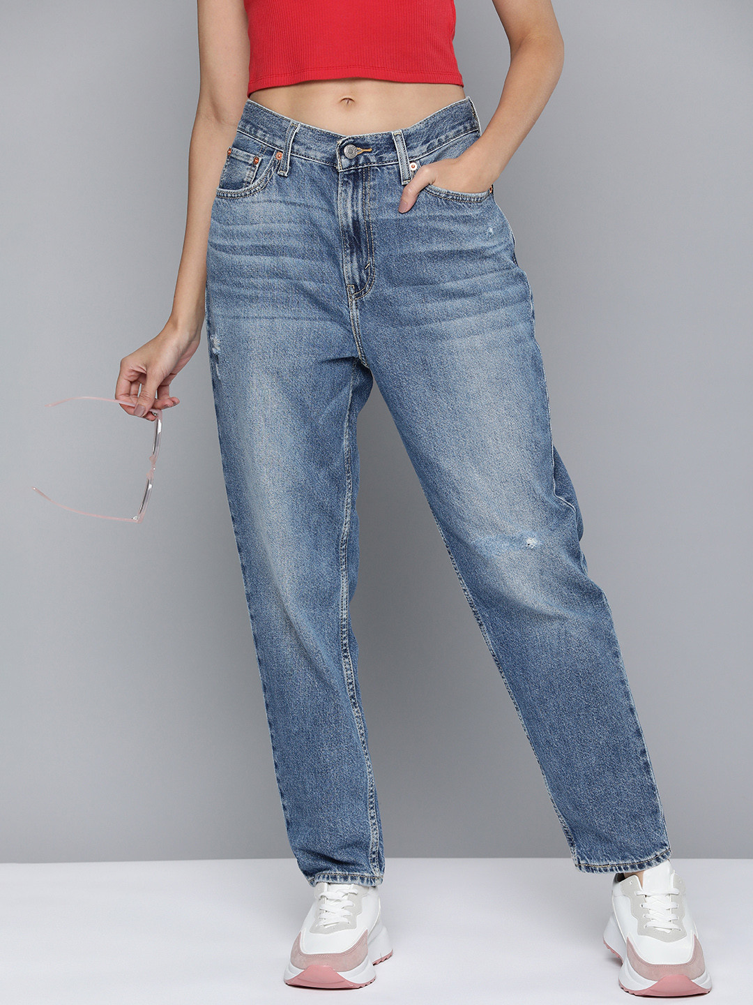 Levis Women Pure Cotton 80s Mom Low Distress High Rise  Heavy Fade Jeans