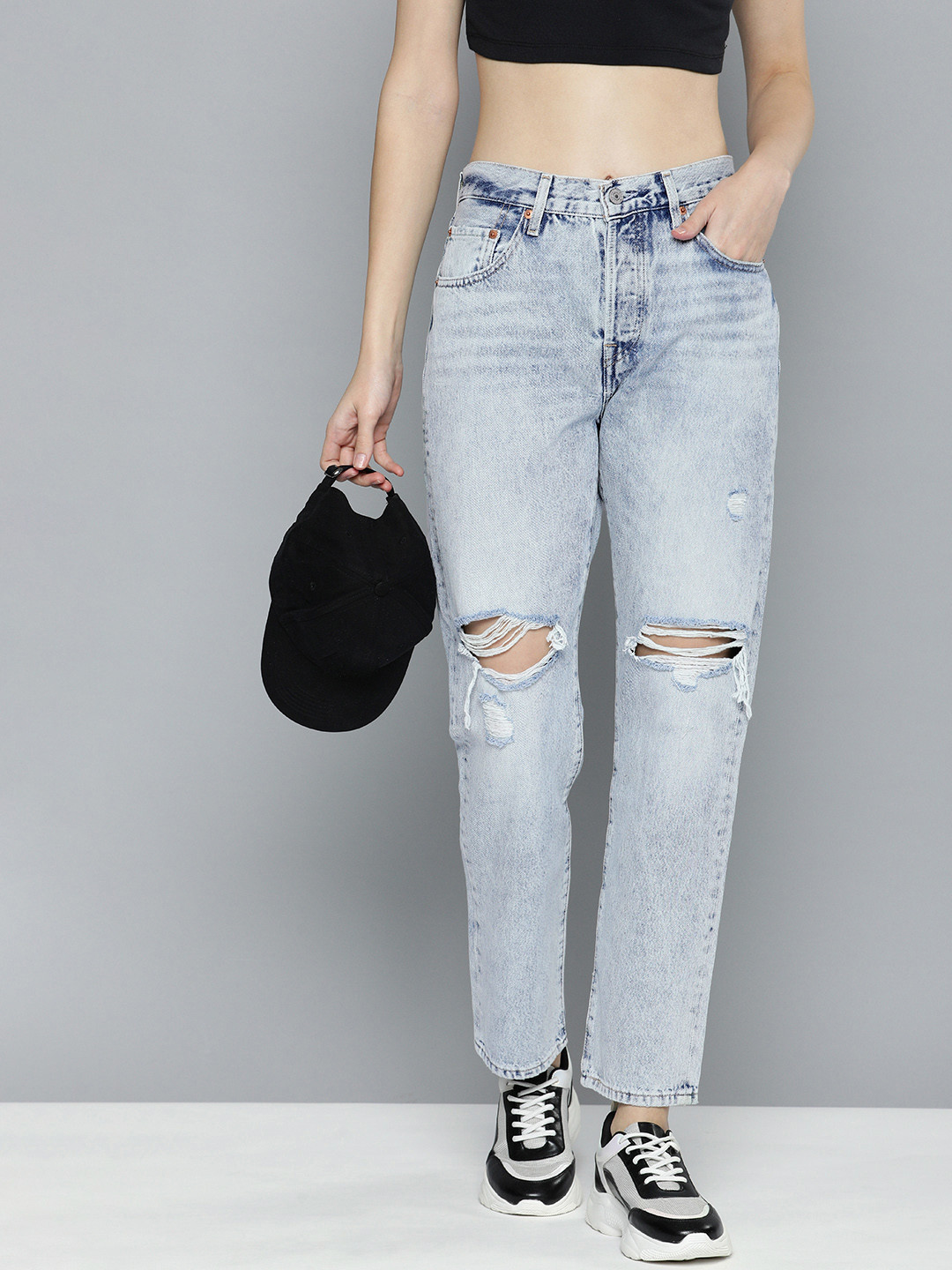 Levis Women 501 Low Distress Heavy Fade High-Rise Pure Cotton Jeans