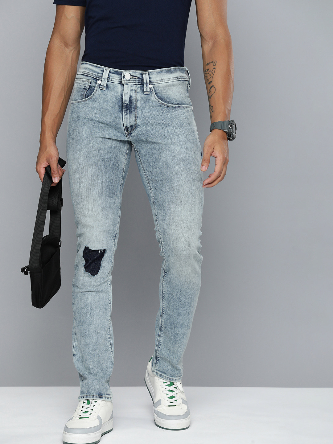 Levis Men 65504 Skinny Fit Low Distress Heavy Fade Stretchable Jeans