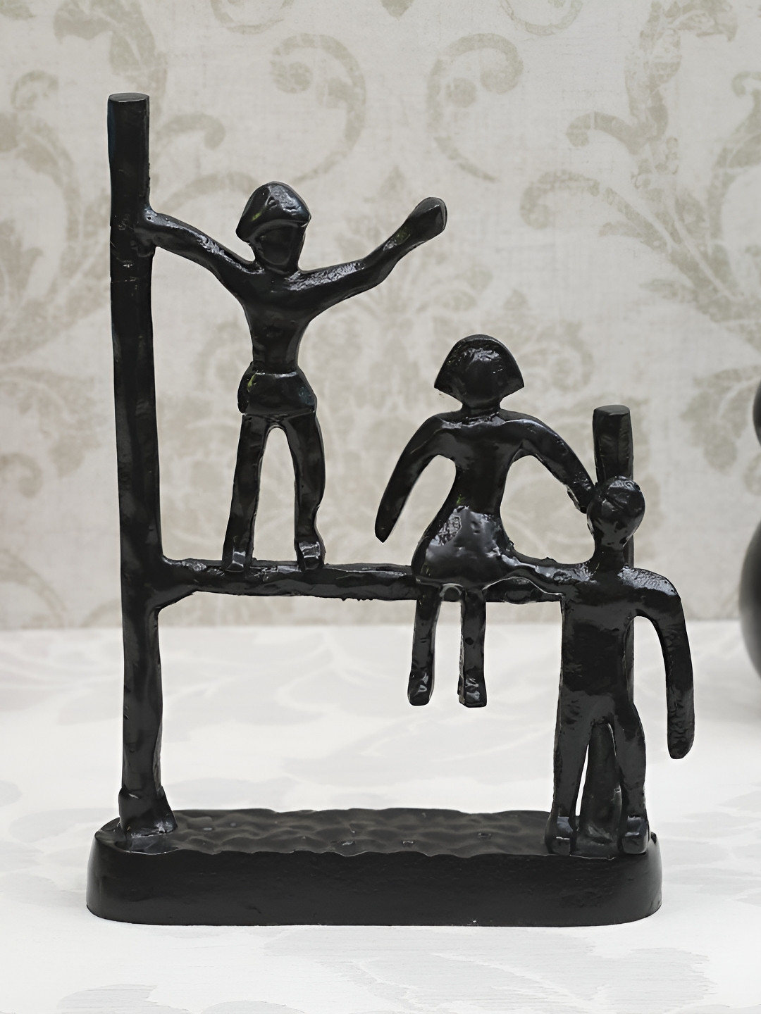 Decor de Maison Regal Black Metal Matte Living Room Small Showpiece - 11.4 Inches