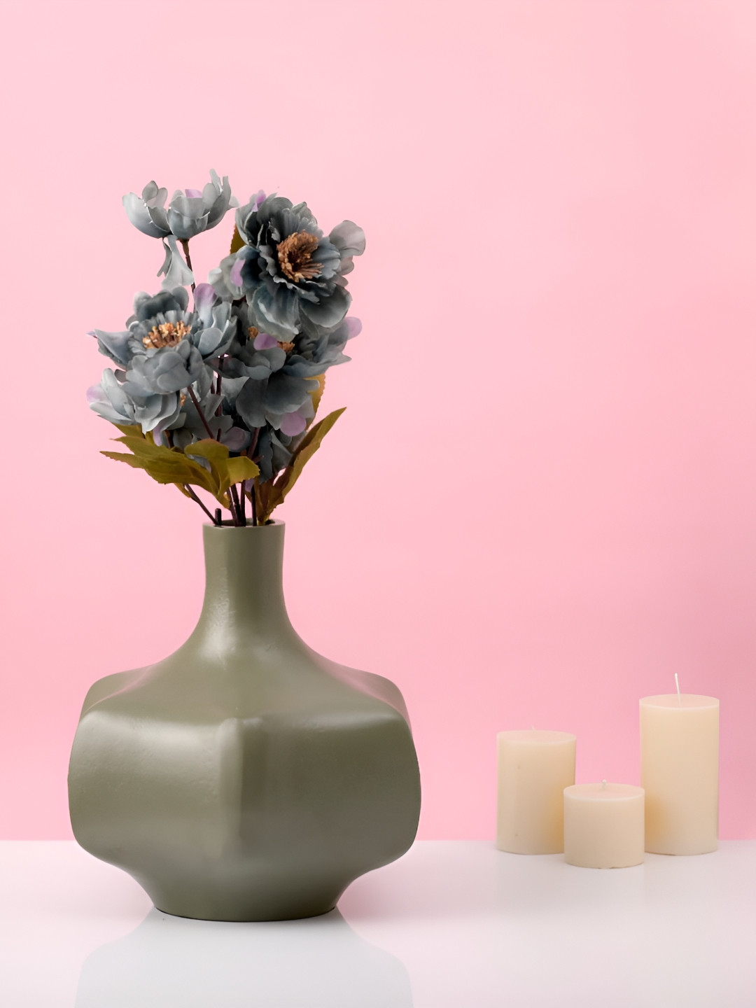 Decor de Maison Verdant Sage Green Textured Metal Flower Vase