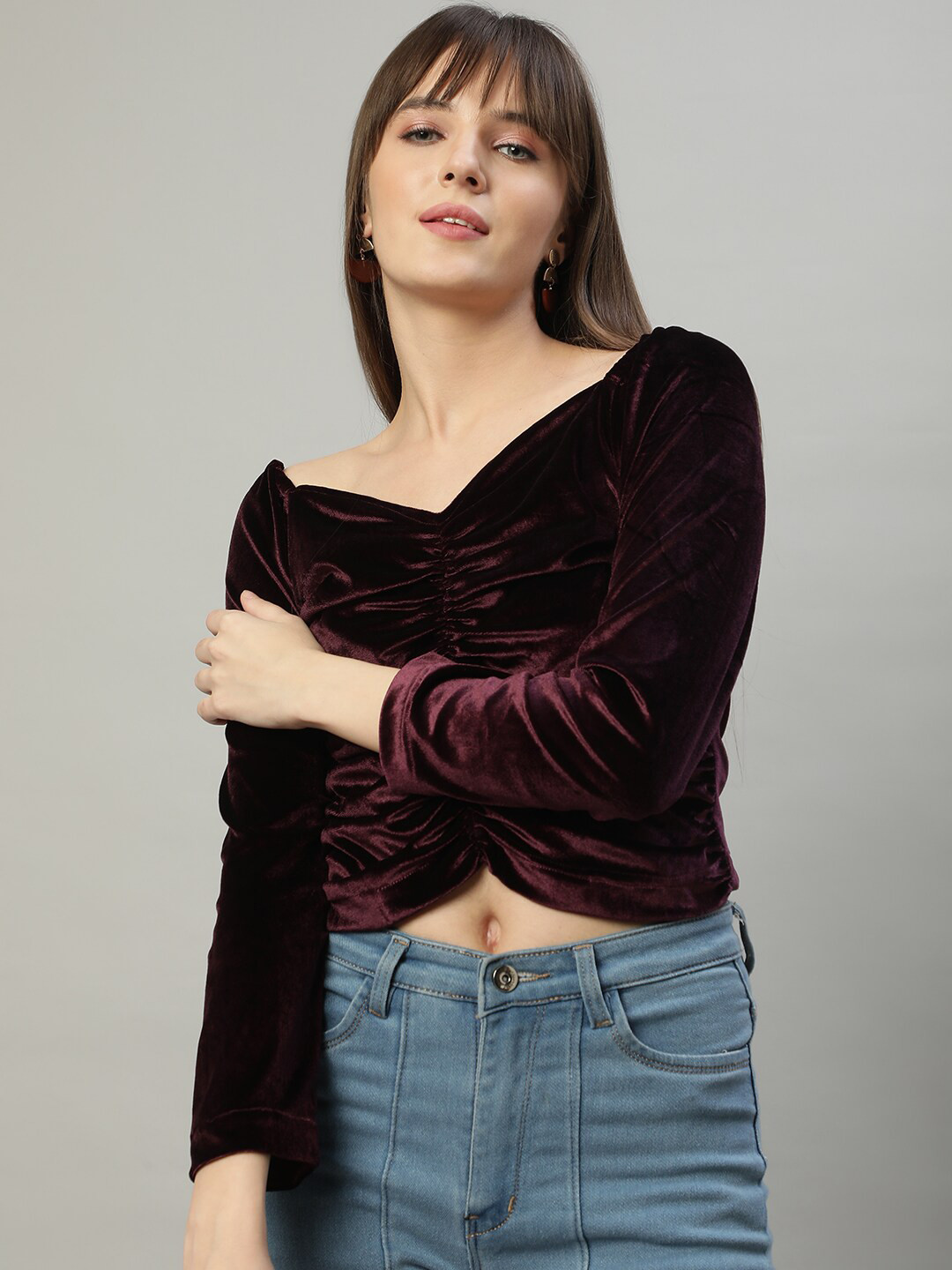 DELAN Maroon Sweetheart Neck Velvet Crop Top
