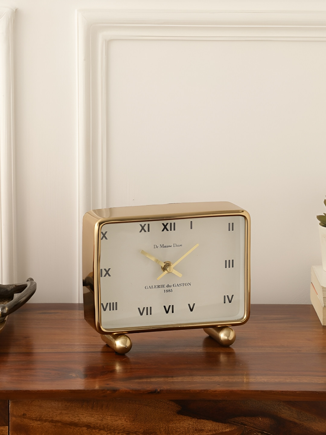 Decor de Maison Gold-Toned Square Metal Table Clock