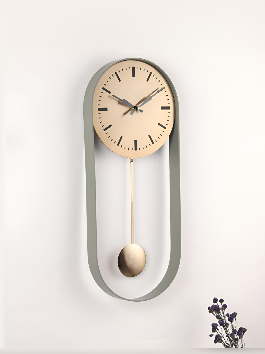 Decor de Maison Green Round Metal Wall Clock