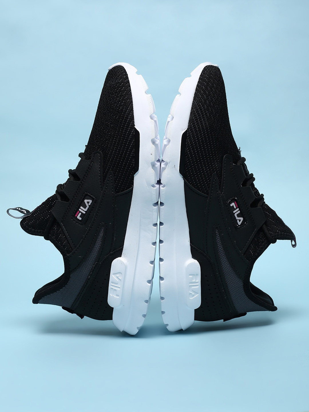 FILA Women Tr-Knit Mesh Textured Comfort Insole Sneakers