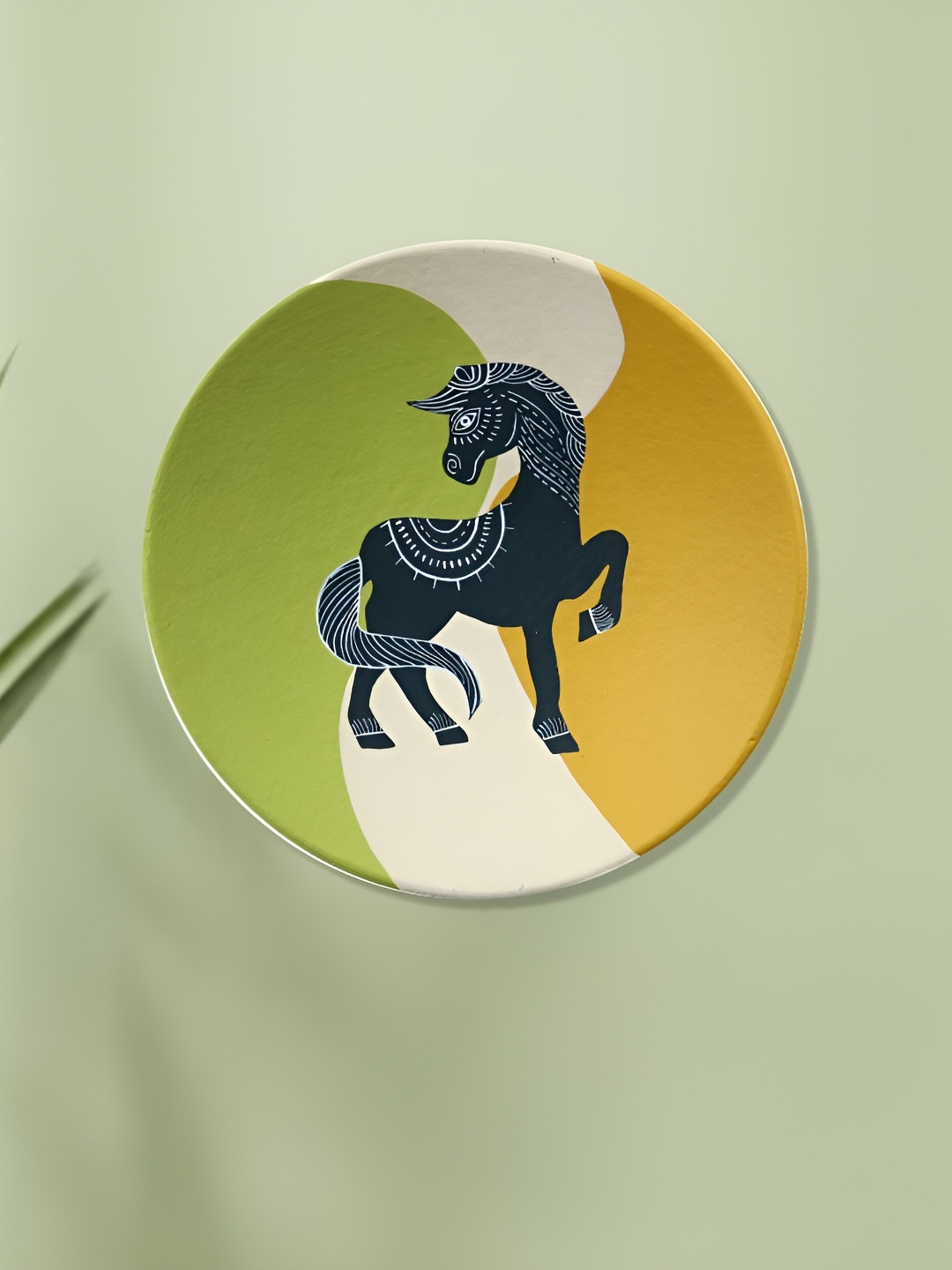 ARTYSTA BEAUTIFYING LIVES Clay Glossy Hanging Hall Wall Plates-9.4In