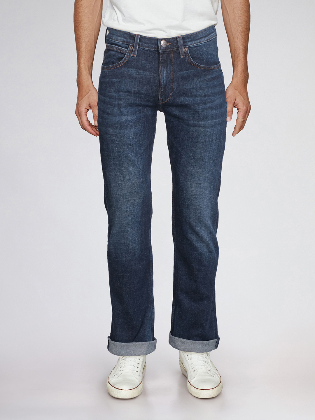 Lee Men Mid-Rise Rodeo Straight Fit Stretchable Jeans