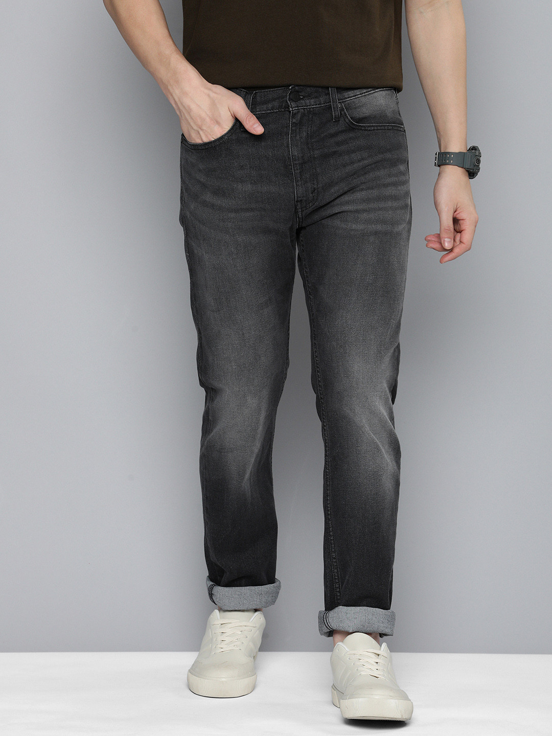 Levis Men 513 Straight Fit Light Fade Stretchable Jeans