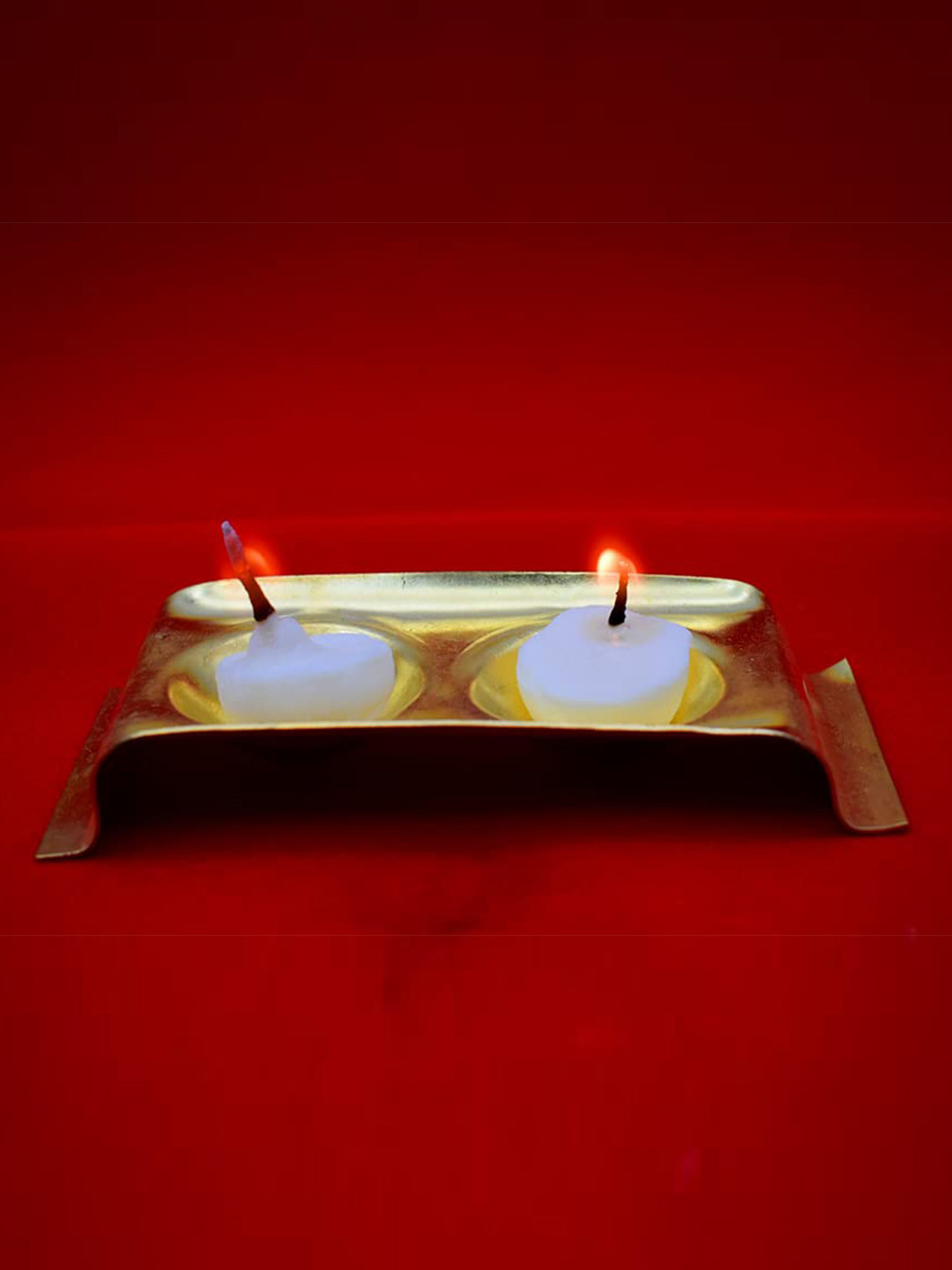 PujaNPujari Gold-Tone & Yellow Rectangle Design Ghee Diya Holder