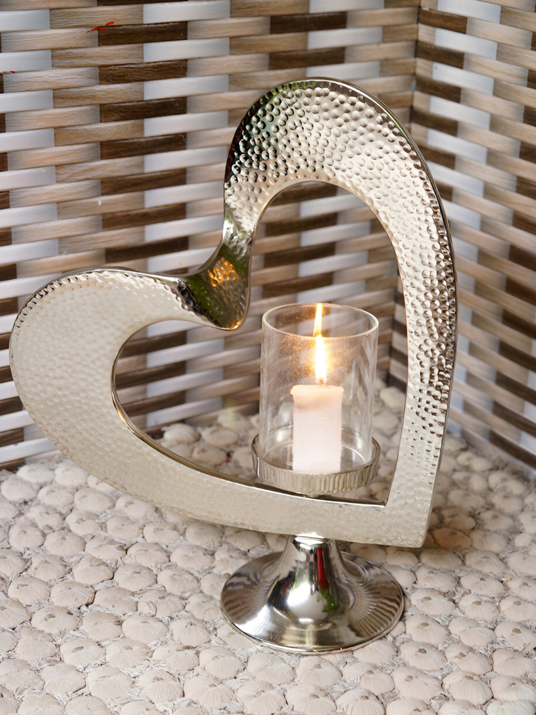 House of Sajja Silver-Toned Heart Design Candle Holder
