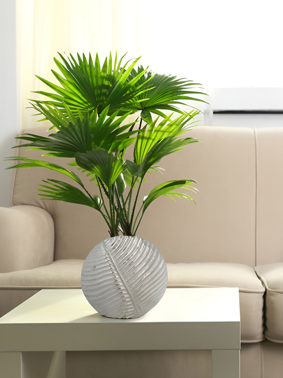 House of Sajja SilverToned Textured leaf Vases