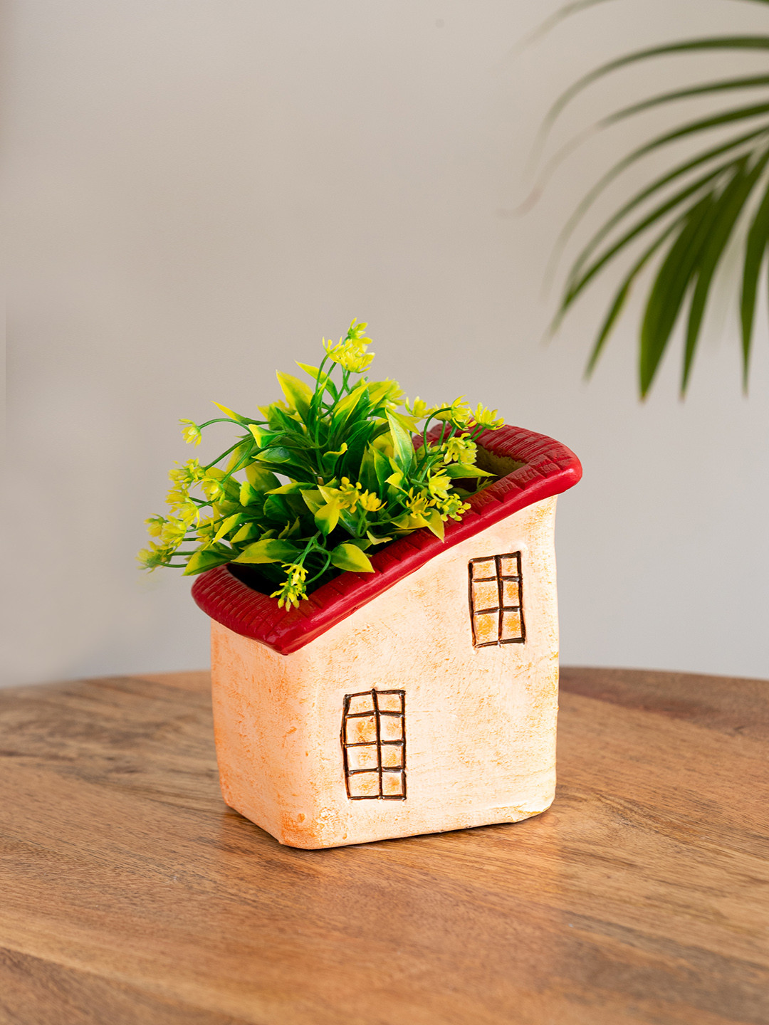ExclusiveLane Red Homely Cottage Terracotta Table Planter Flower Pot