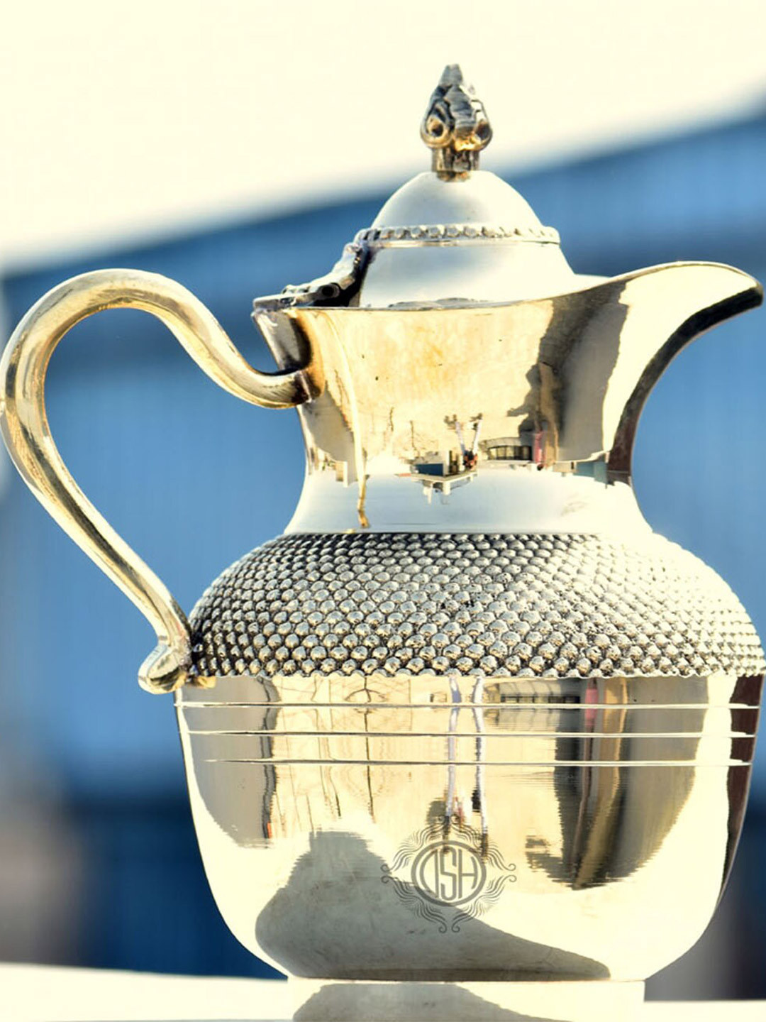 DSH Crafting Your Curiosity Gold Toned Brass Water Jug 1.2 L