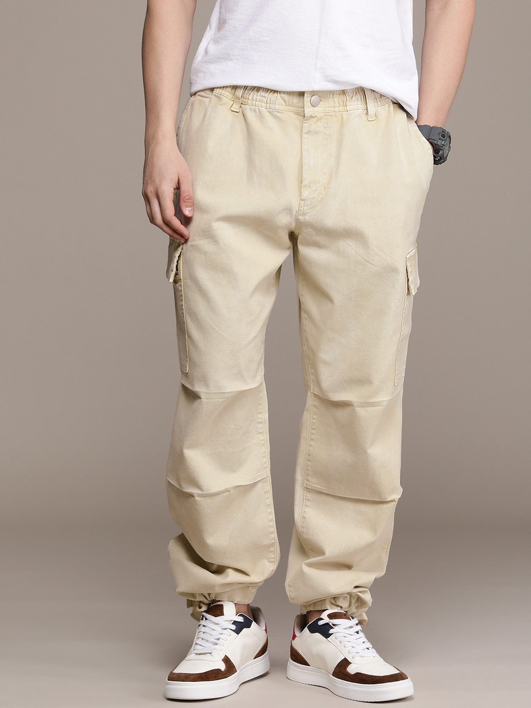 Calvin Klein Jeans Men Straight Fit Cargos Joggers