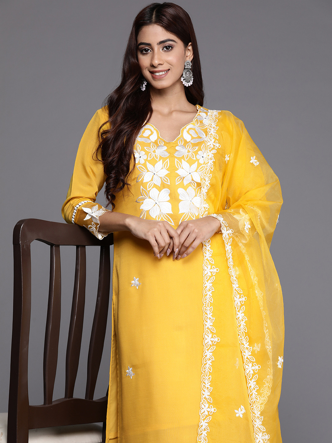 Indo Era Women Floral Embroidered Regular Thread Work Kurta with Trousers & Dupatta
