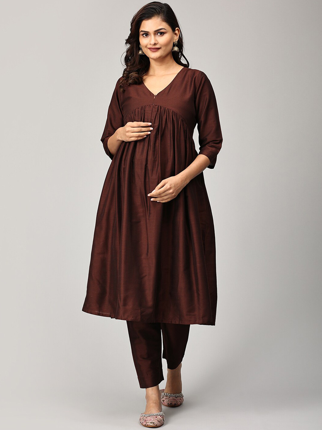 The Mom Store V-Neck Empire Maternity A-Line Kurta With Trousers