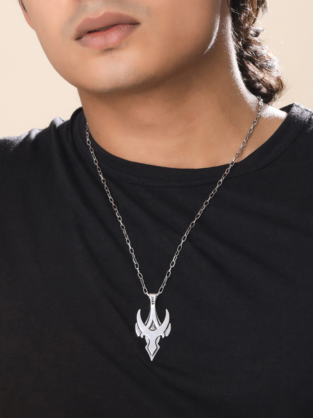 Kicky And Perky 92.5 Sterling Silver Antique Pendant With Chain