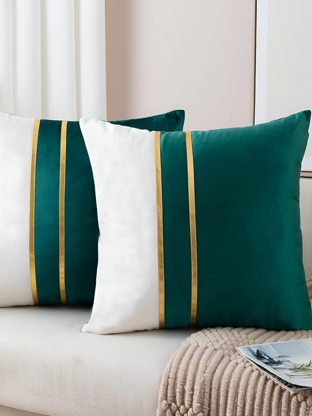 Vinayaka Fab Green & White 2 Pieces Velvet Square Cushion Covers