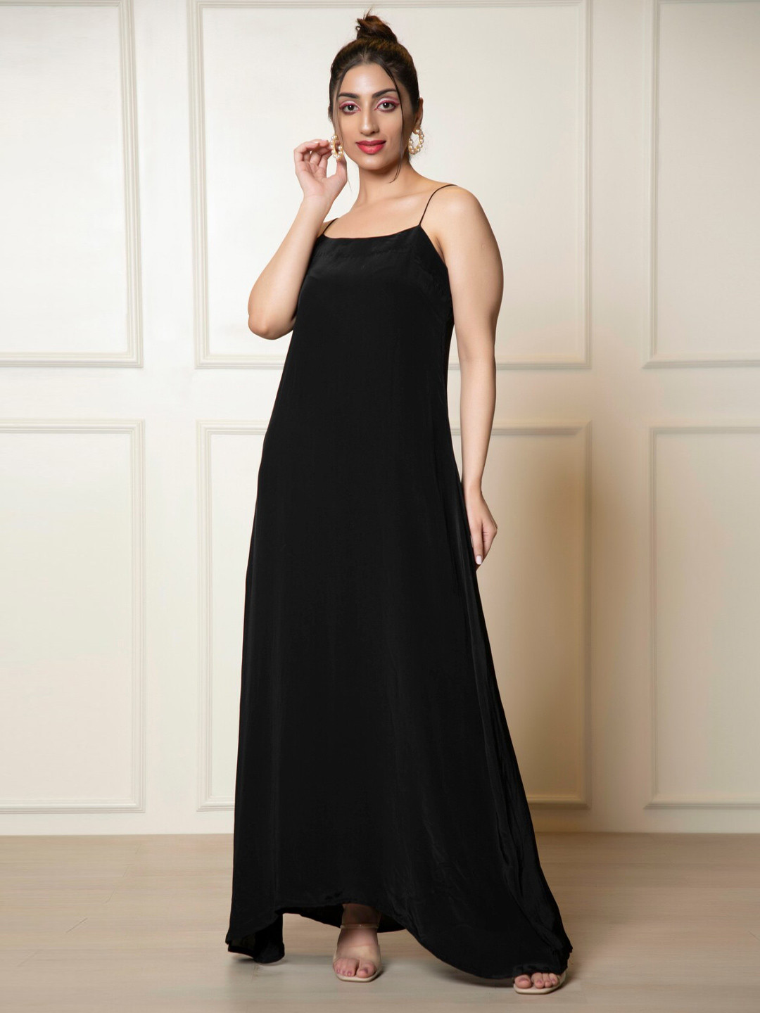 Urban Sundari Black Crepe Fit Flare Maxi Dress